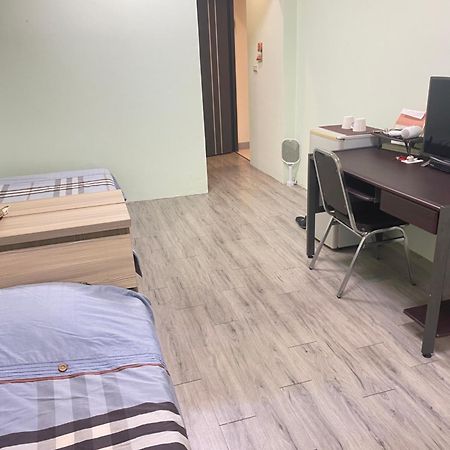 Ksf B&B Tainan Luaran gambar